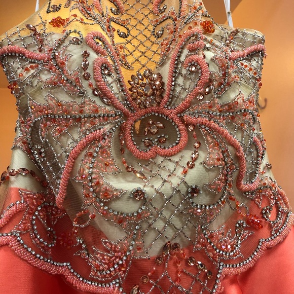 NWT ORANGE AND NUDE DRESS - Picture 3 of 6